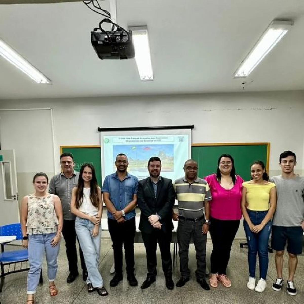 Palestra O Uso das Forças Armadas em Contextos Migratórios no Brasil e na UE